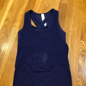 Lululemon tank with built in bra
